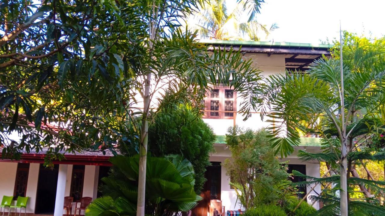 Sigiriya River Side Resort Bagian luar foto