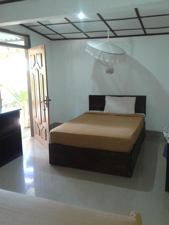 Sigiriya River Side Resort Bagian luar foto